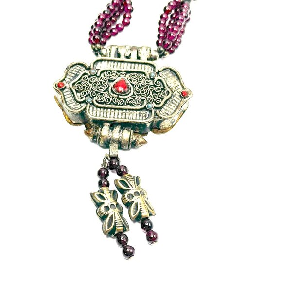 28" Vintage Tibetan Garnet Prayer Box Necklace—Gilt Gau with Multi-Strand Beads - Picture 4 of 14